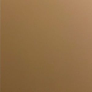 Meet your Posher, Chloe